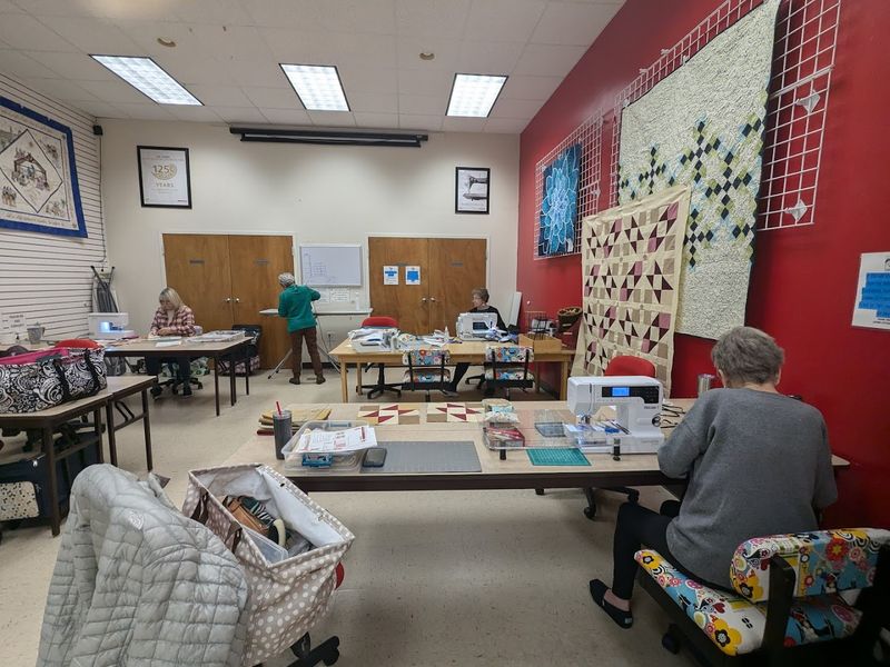 North Carolina's Dreamiest Quilt Shop Is Drawing Crowds From Miles Away - Decor Hint Classes For Every Skill Level Fill The Schedule Year-Round