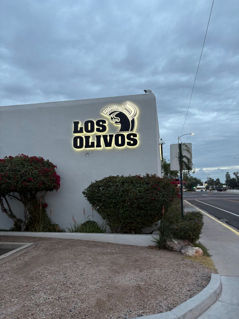 10 Arizona Dining Spots That Shine After Sunset - Decor Hint Los Olivos Mexican Patio