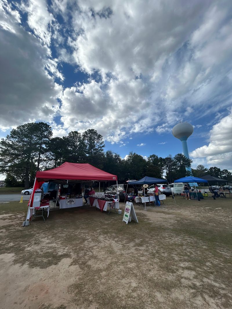 International City Farmers Market