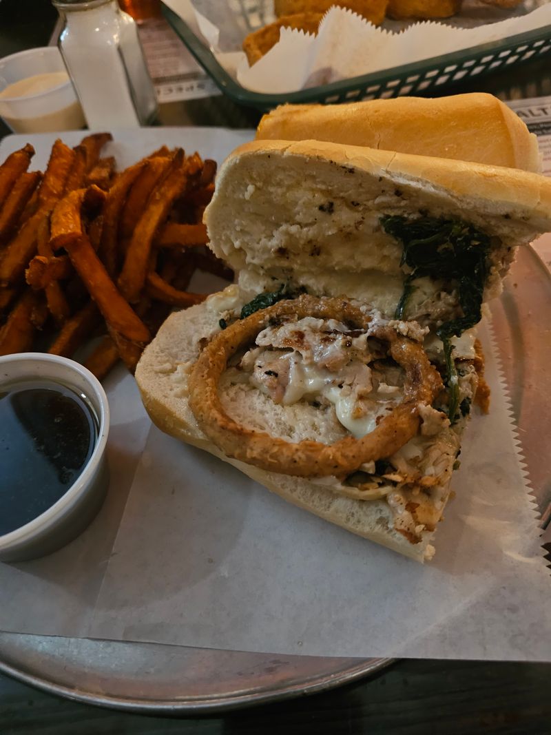 The 109 Chestnut Chicken Sandwich Everyone Orders