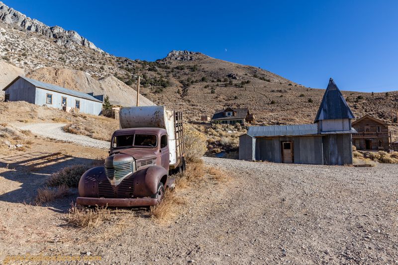 This Eerie California Ghost Town Has A Way Of Sending Chills Down Your Spine - Decor Hint American Hotel Fire Created New Ghost Stories