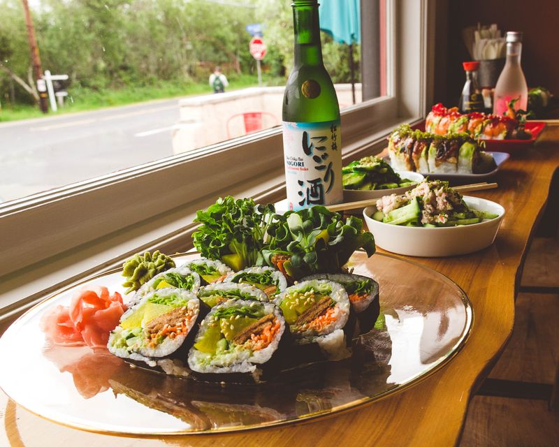 These 13 Remote California Restaurants Are The Reason People Plan Entire Drives Around Dinner - Decor Hint Tap Room (Inverness)