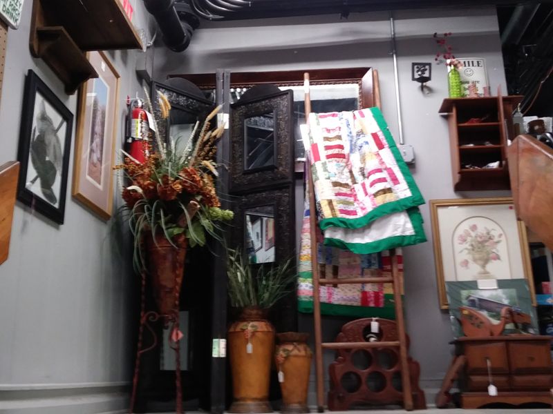 Vintage Linens And Textiles