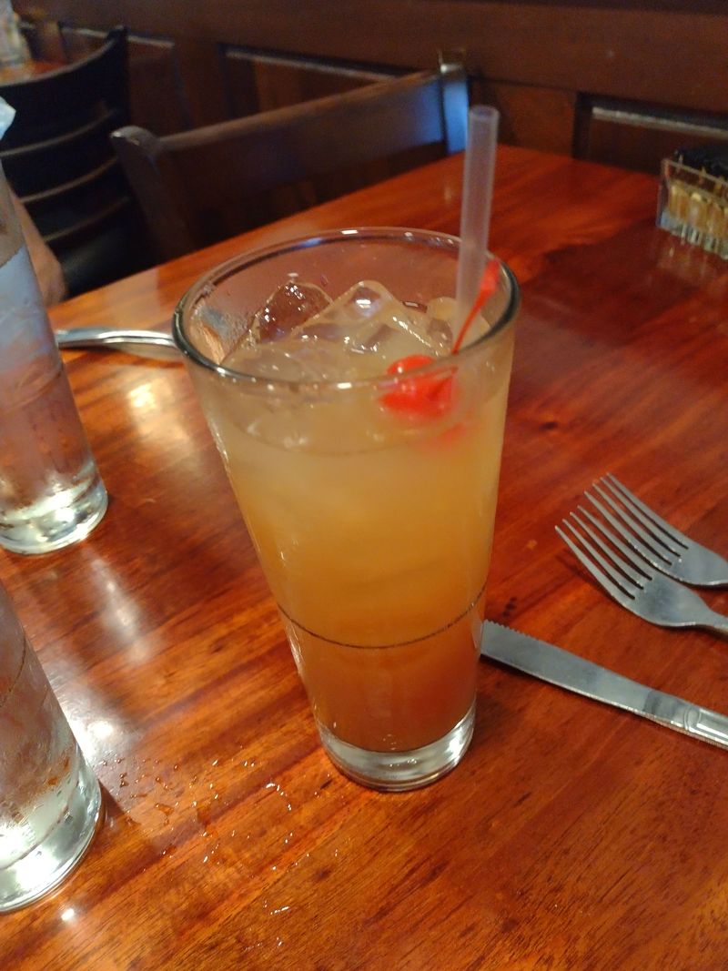 Island Atmosphere That Transports You to Paradise