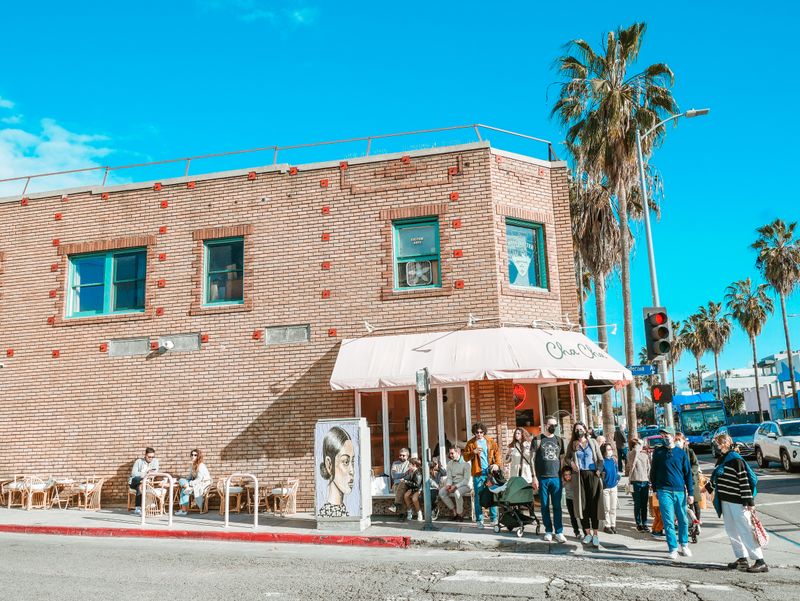 40 Incredible Things To Do In Los Angeles, California This February - Decor Hint Shop Abbot Kinney Boulevard