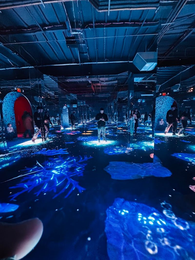 This Dreamy Bubble Planet Is The Perfect Alternative To Celebrate Women's Day With The Friends - Decor Hint Over 10 Uniquely Themed Rooms Await Inside