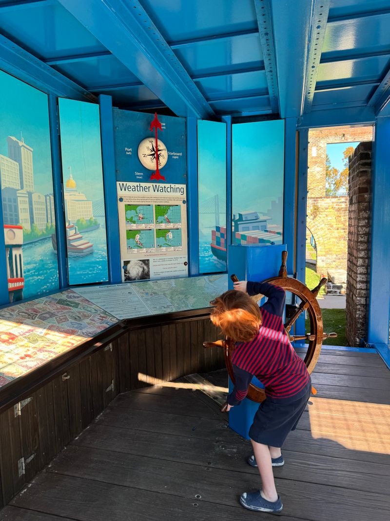 This Savannah Georgia Children's Museum Feels Like A Playground With A Purpose - Decor Hint Science Discovery Laboratory