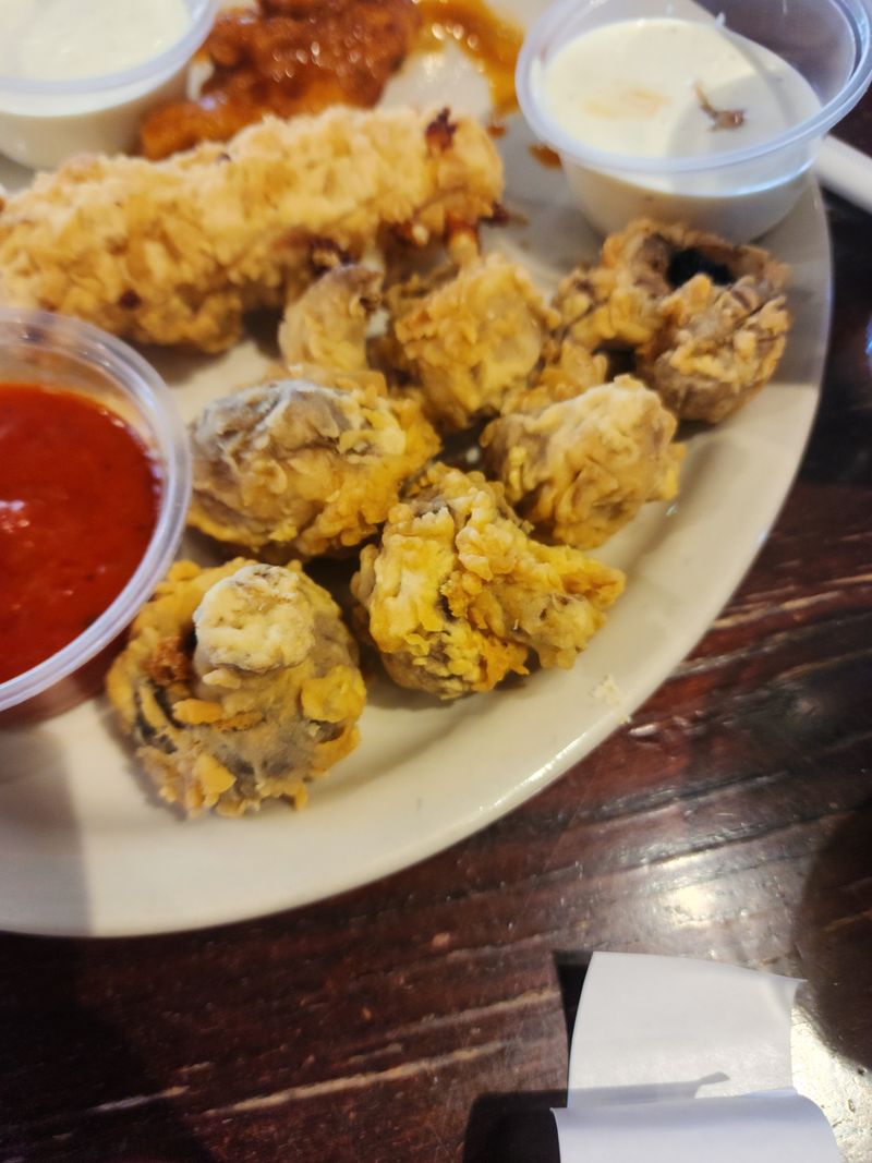 Crab Cakes Worth Writing Home About