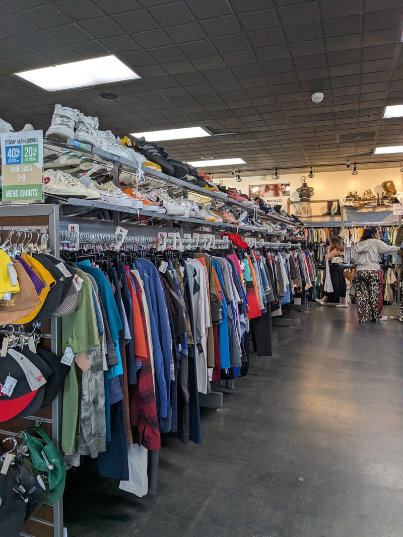 This Torrance, California Thrift Store Is Proof The Best Designer Finds Aren’t In Malls - Decor Hint Product Range Covering Every Wardrobe Category