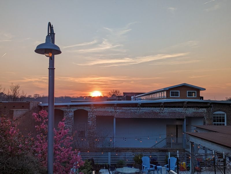 The Most Adorable North Carolina Villages You Have To Visit This Year - Decor Hint Saxapahaw