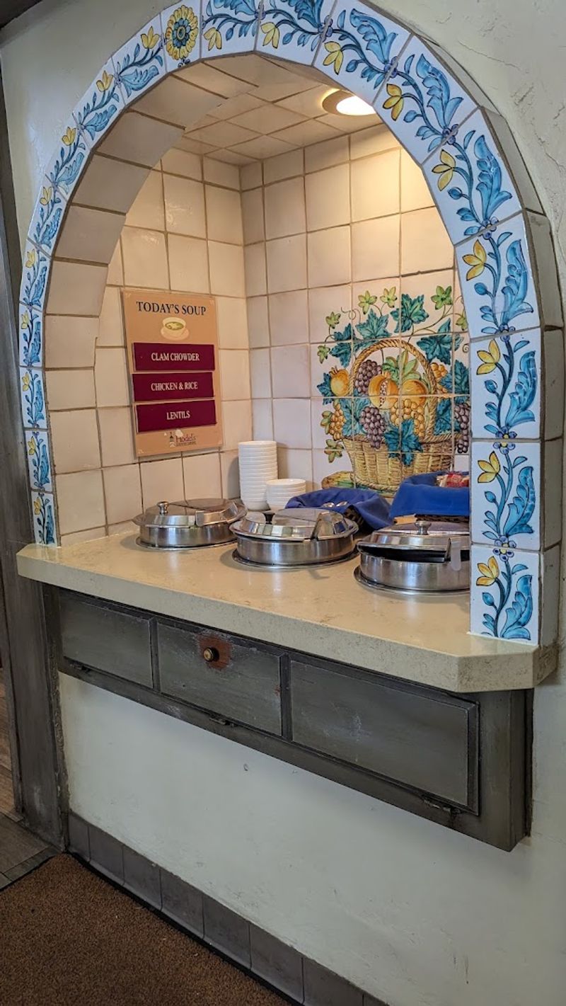 This Underrated California Country Restaurant Is Famous For Its Generous Dinner Buffet - Decor Hint Positive Reviews