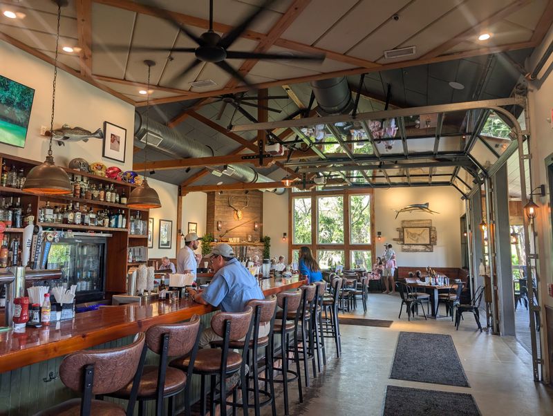 Fiddler's Crab House & Oyster Bar