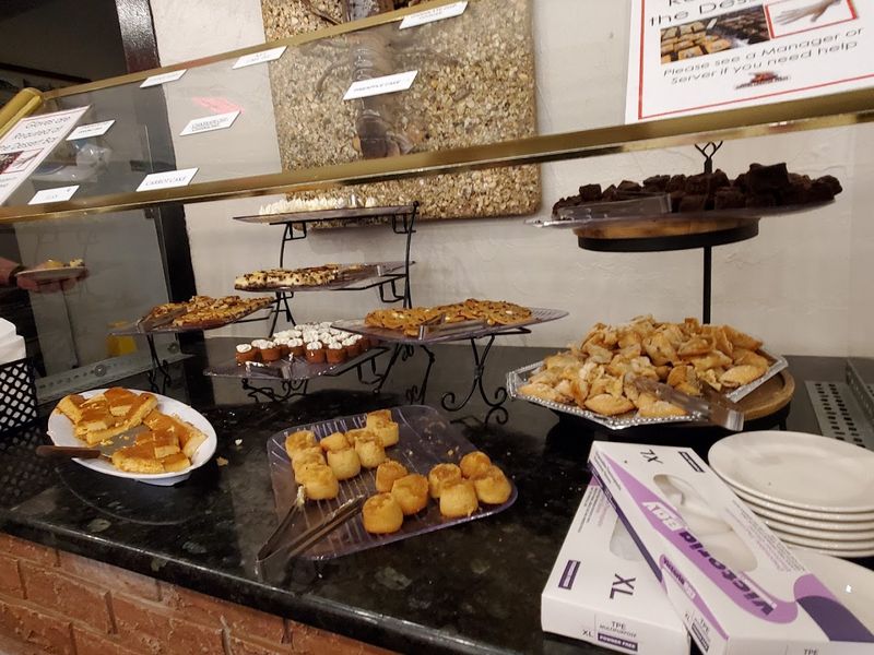 The Florida Buffet With Desserts People Talk About Long After The Plates Are Cleared - Decor Hint Assorted Cookies And Bars