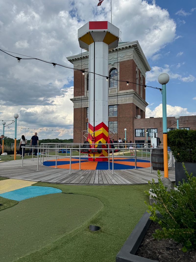 Ride A Three-Story Slide Above Atlanta Georgia At This Rooftop Carnival Attraction - Decor Hint The Skyline Swing Ride Adventure