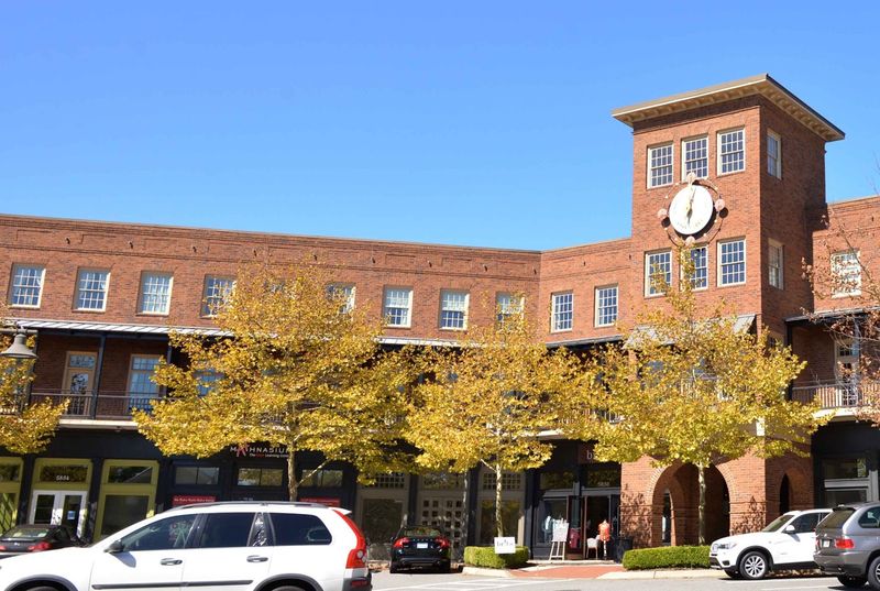 Go Where Craft Beer Meets Candlelit Concerts & Discover Cumming's Vickery Village In Georgia - Decor Hint Proximity to Lake Lanier