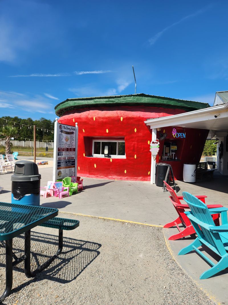 Convenient Highway Access - Decor Hint