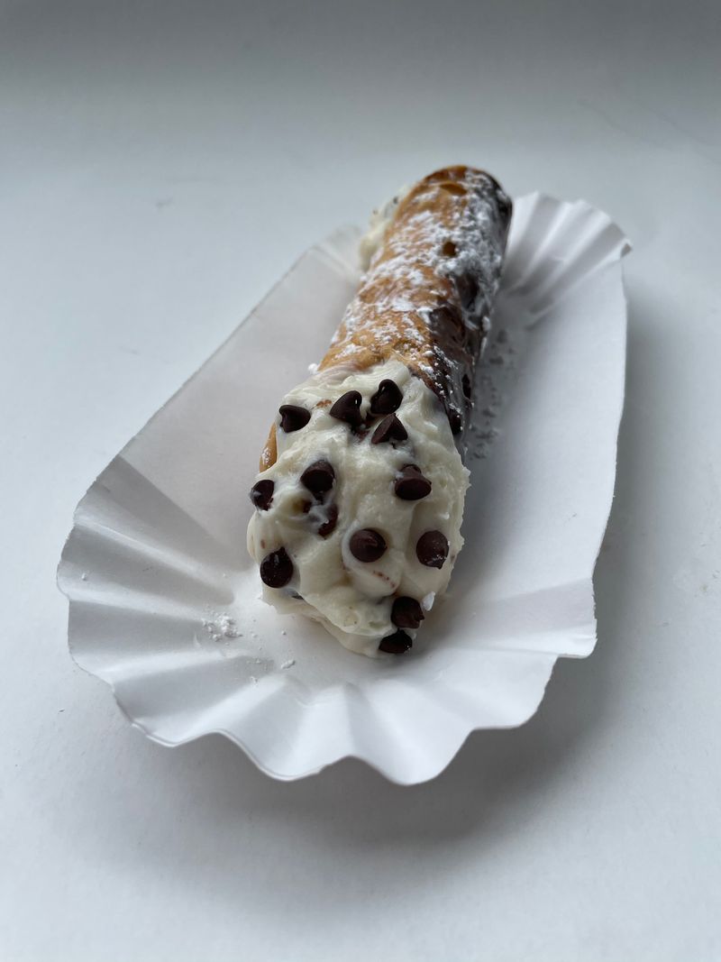 Since 1999 Paolo's Gelato Has Been Atlanta's Georgia Sweetest Secret For Tasty Italian Flavors - Decor Hint Knowledgeable Staff Who Guide Your Selection