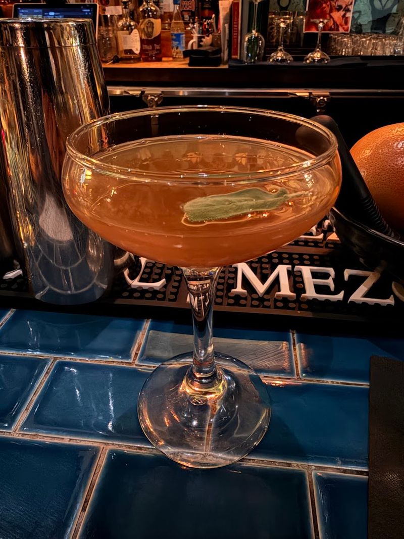 Peach Sangria to Complement Your Meal