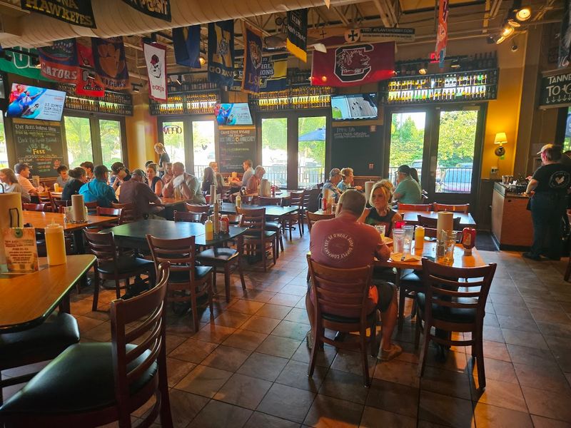 Go Where Craft Beer Meets Candlelit Concerts & Discover Cumming's Vickery Village In Georgia - Decor Hint Candlelit Outdoor Concerts