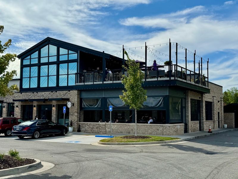 Live Music Three Nights a Week