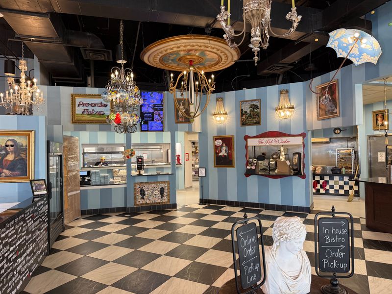 Amélie's French Bakery & Café, Charlotte