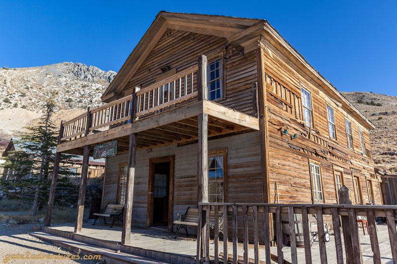 This Eerie California Ghost Town Has A Way Of Sending Chills Down Your Spine - Decor Hint Belshaw House Harbors Unexplained Phenomena