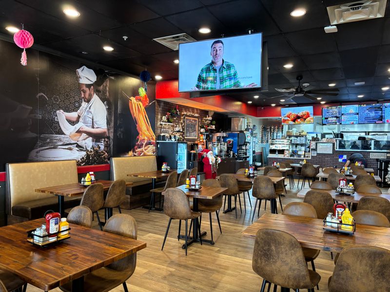 This North Carolina Italian Restaurant's Pasta Is Seriously Next Level - Decor Hint Pricing That Makes Sense Once You Understand