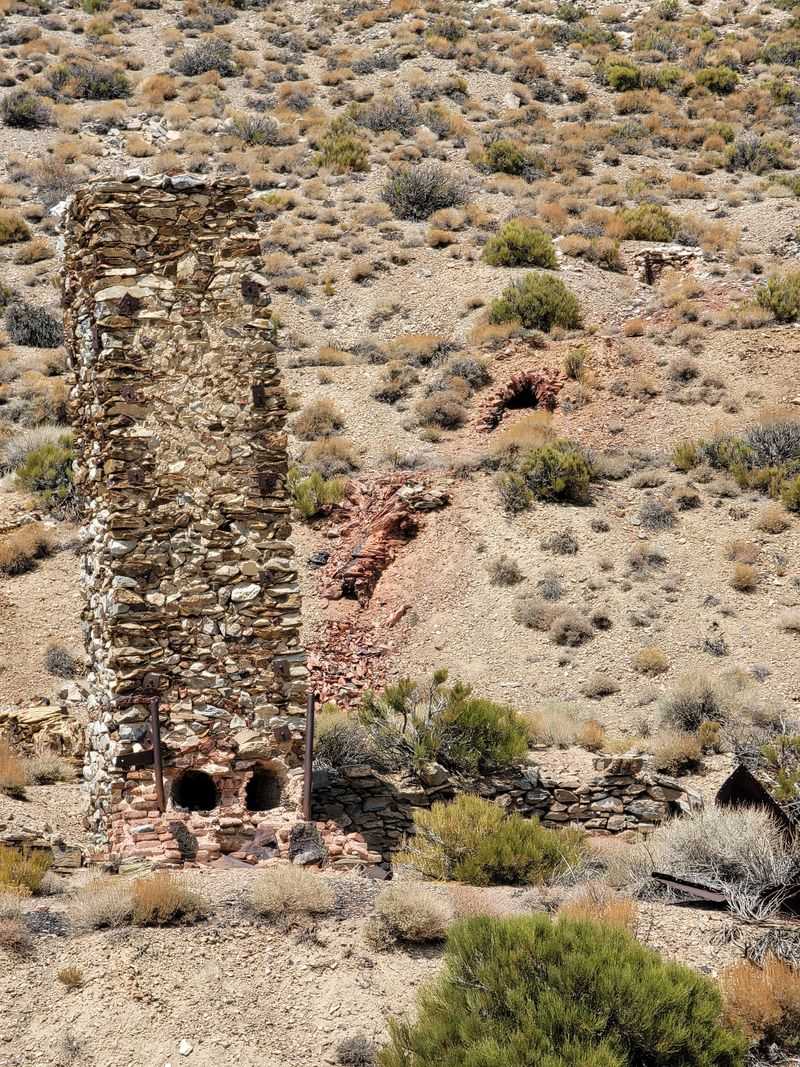 This Eerie California Ghost Town Has A Way Of Sending Chills Down Your Spine - Decor Hint Peak Production Made It California's Silver Powerhouse