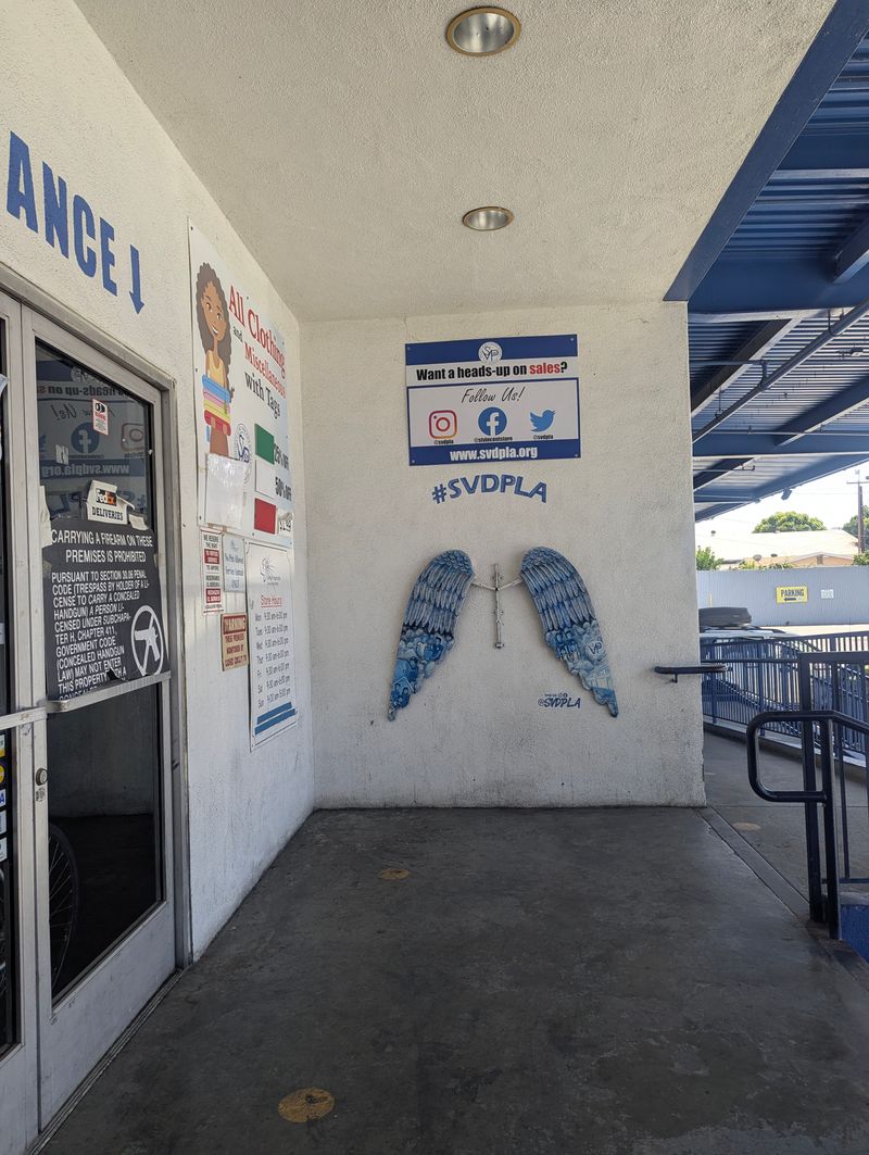 Donation Services And Free Pickup Options