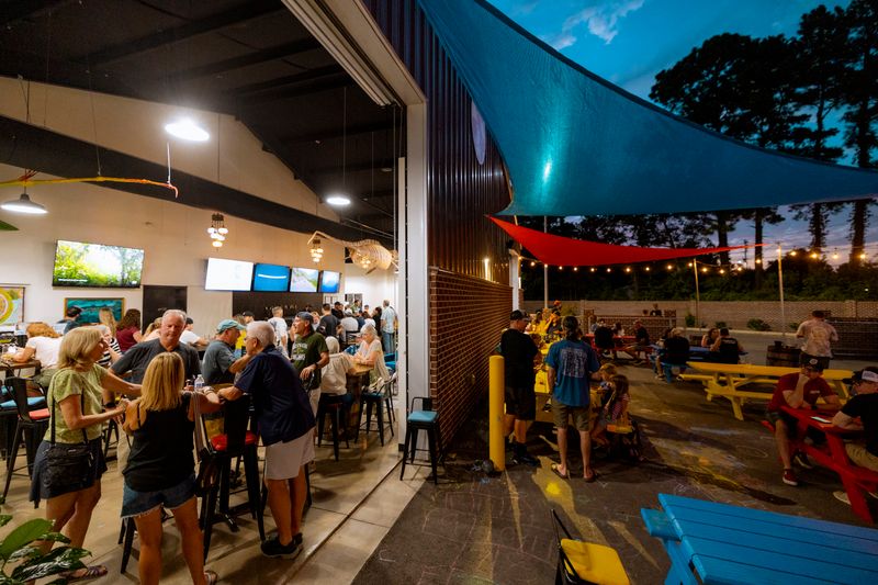 Weekend Entertainment With Live DJs