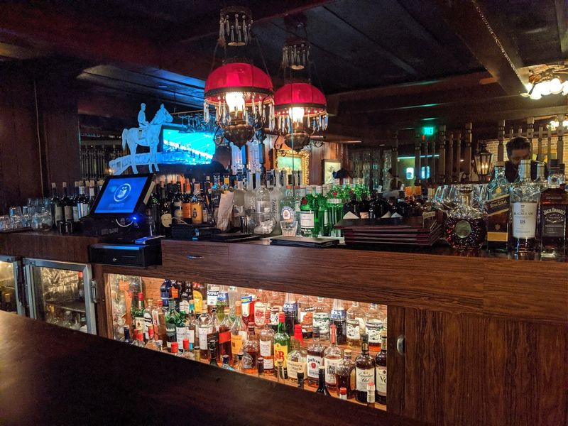 Operating Hours Designed For Dinner Service