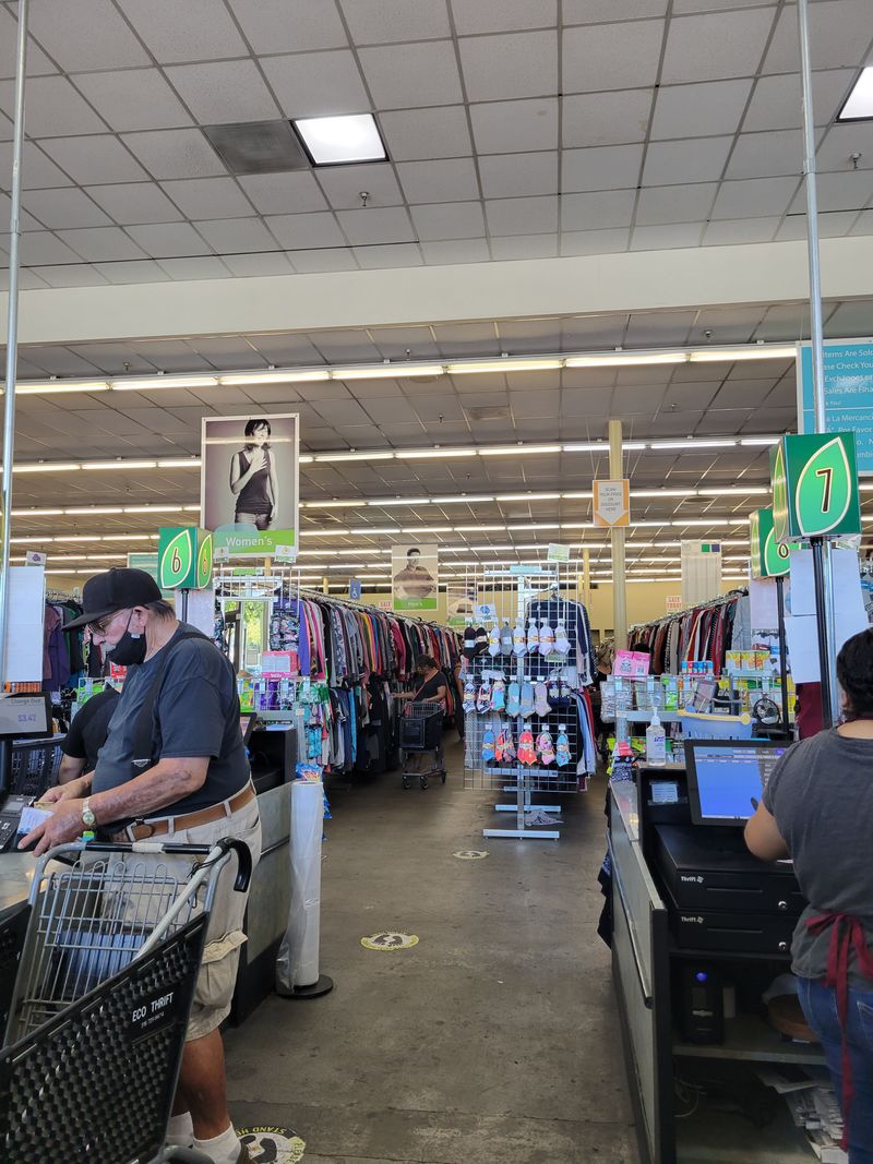This 39,000-Square-Foot Sacramento, California Thrift Store Is Packed With Endless Secondhand Finds - Decor Hint What Shoppers Are Saying