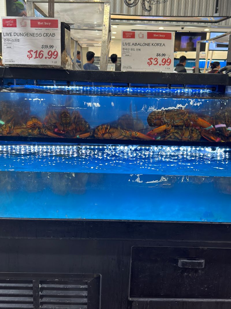 Diverse Seafood Market