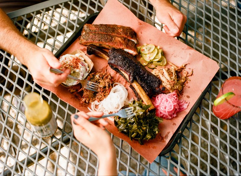 This Georgia Smokehouse Serves Brisket So Good You'll Dream About It - Decor Hint No-Frills Atmosphere That Lets The Meat Shine