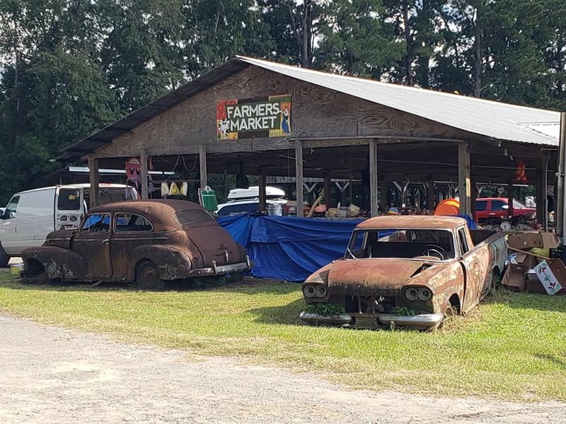 The Enormous Indoor Flea Market In Georgia That'll Make Your Treasure-Hunting Dreams Come True - Decor Hint Community and Social Experience