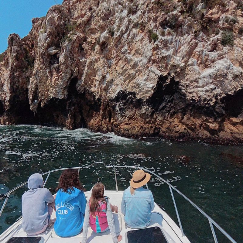 Intimate Six-Passenger Maximum