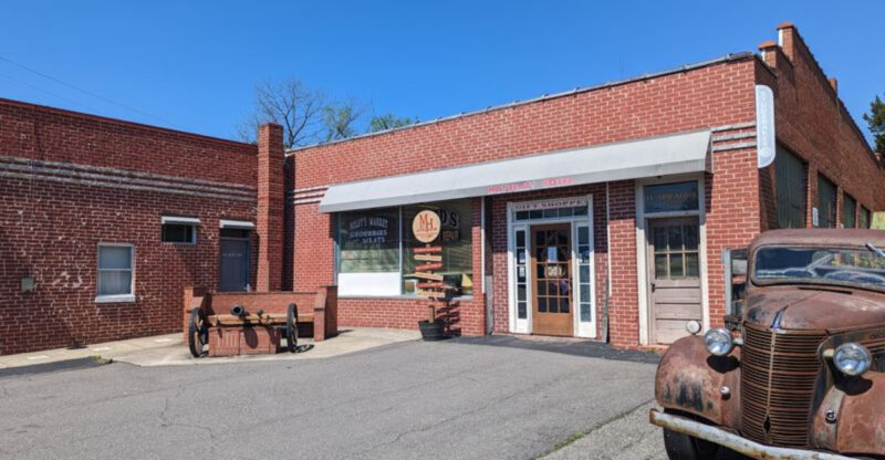 Fans Of Classic TV Will Love This Nostalgic Spot In North Carolina