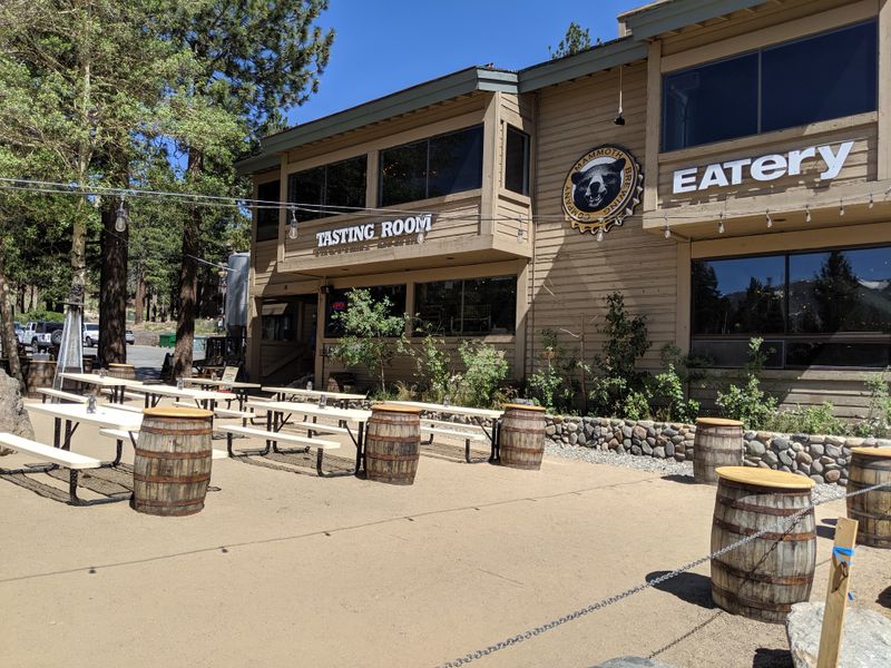 This Mountain Town In California Quietly Built One Of The Best Food Scenes Around - Decor Hint Elevation Brings Unique Brewing Opportunities