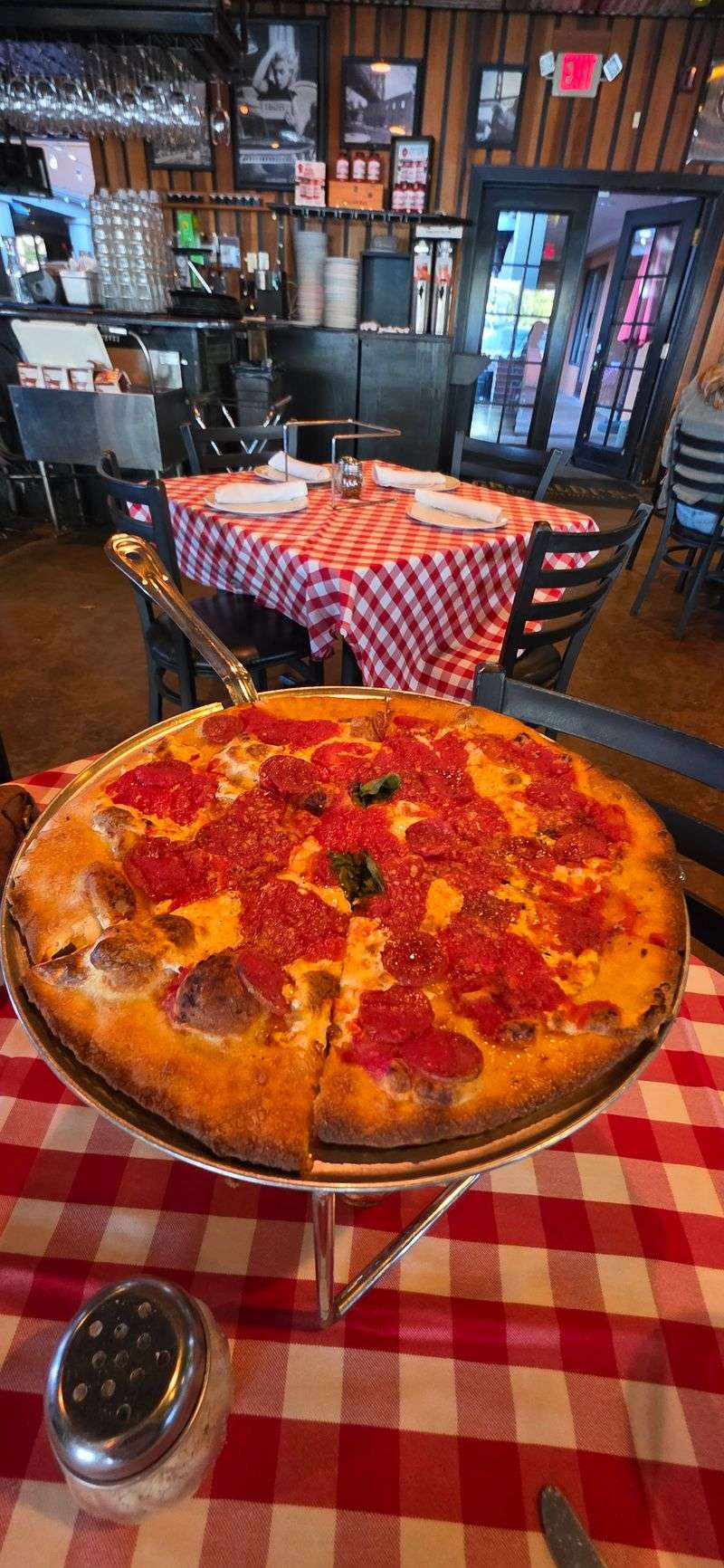 10 Joints Where Arizona Does Pizza Without The Hype - Decor Hint Grimaldi’s Pizzeria