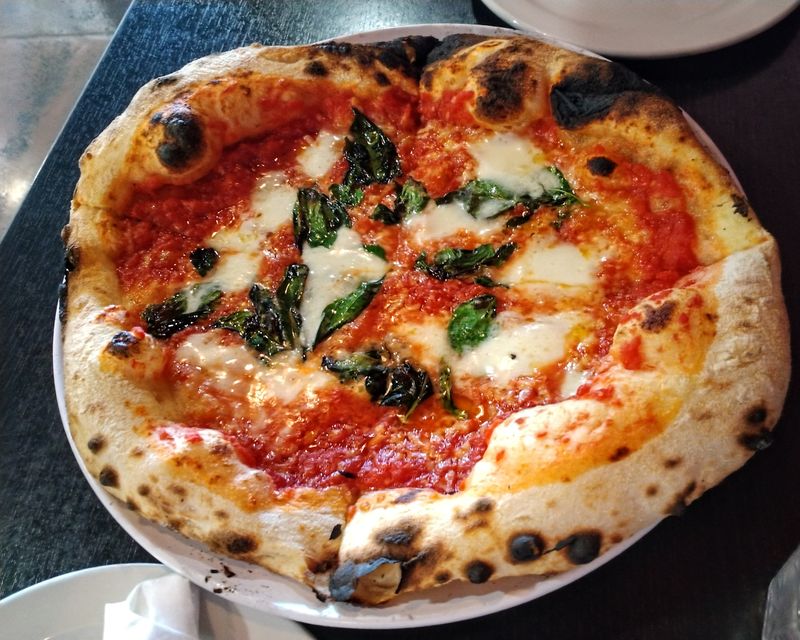 10 Joints Where Arizona Does Pizza Without The Hype - Decor Hint La Piazza