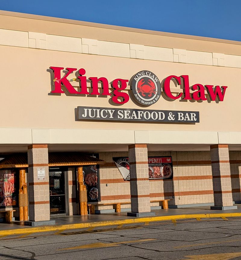 King Claw — Juicy Seafood & Bar — Douglas