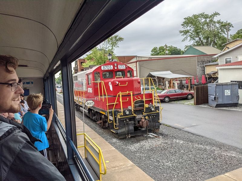 This Historic Train Ride The Blue Ridge Scenic Railway Georgia Is A 2026 Must-Do - Decor Hint A Genuinely Family-Friendly Day Out
