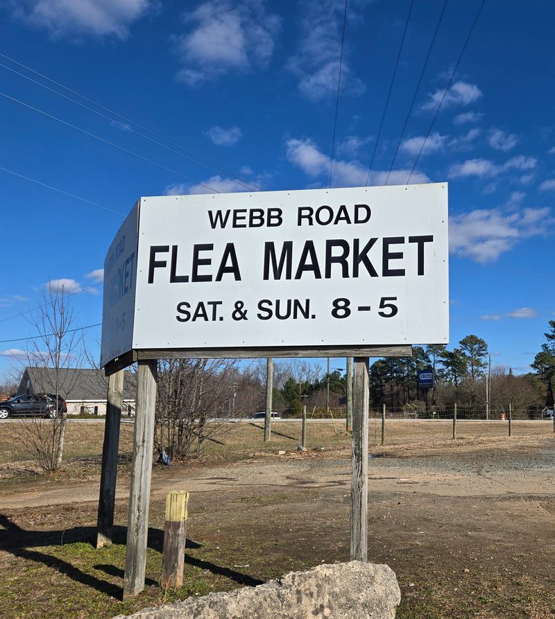 Weekend-Only Operations That Build Anticipation