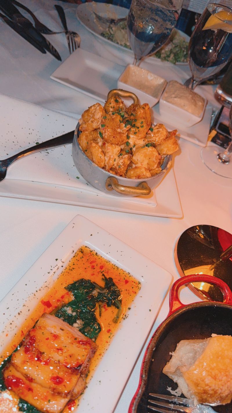 This North Carolina Steakhouse Makes Every Celebration Unforgettable - Decor Hint Alaskan King Crab And Rock Shrimp Mac And Cheese