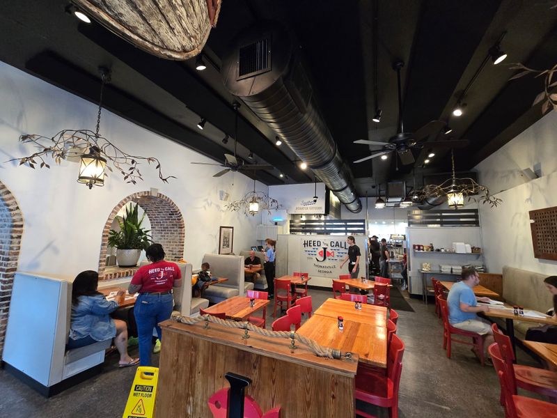 Casual Atmosphere Perfect for Any Occasion