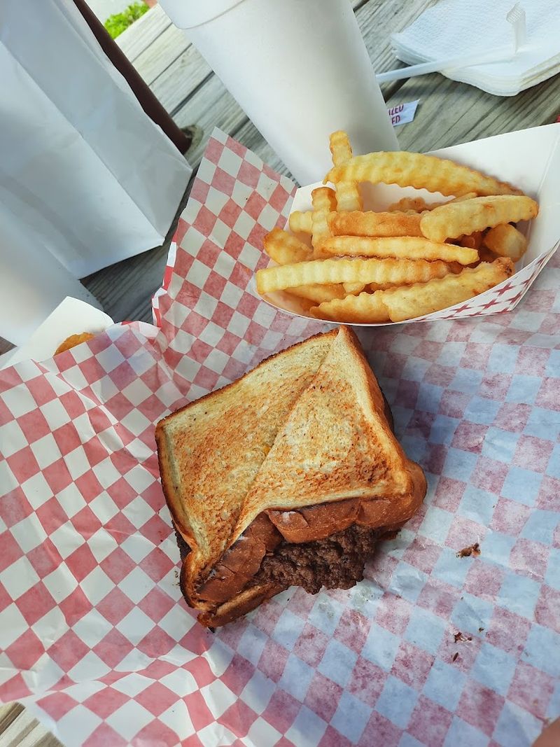 The North Carolina Burger Spot That Smoky Mountain Visitors Can't Miss - Decor Hint Local Favorite Supporting Community