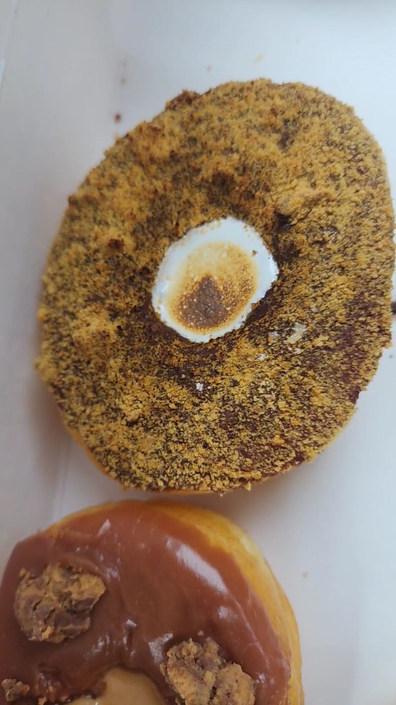 Reese's Peanut Butter Cup Satisfies Chocolate Cravings