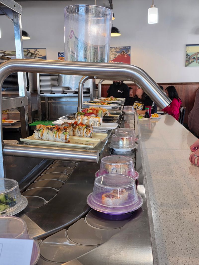 These 12 Northern California Buffets Practically Dare You To Go Back For More - Decor Hint Fuji Sushi Buffet, Vacaville