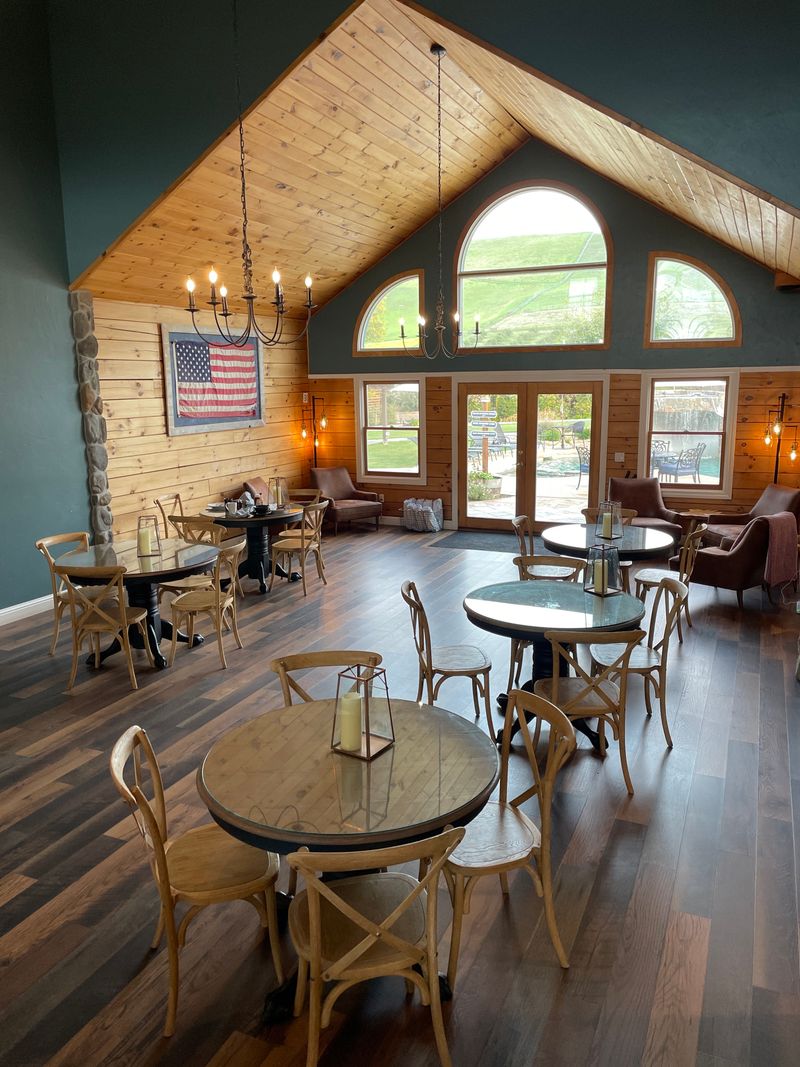 Pet-Free Environment For Tranquil Atmosphere