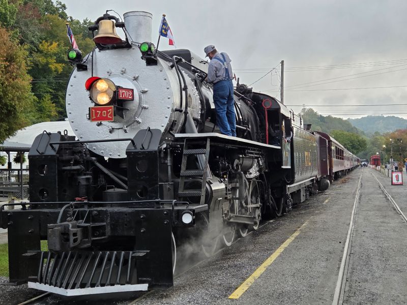 Great Smoky Mountains Railroad